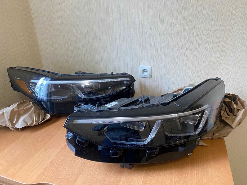 Фара передня ліва права Ford Escape MK4 (2023-2025, США) FULL LED