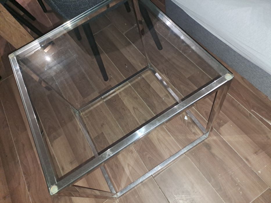 Stolik szklany stabilny