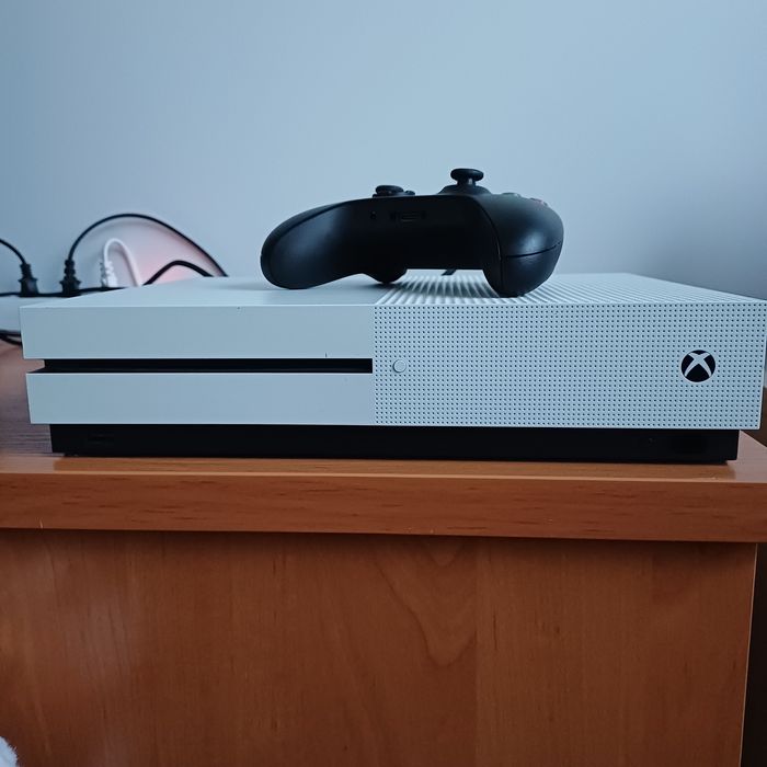 Konsola xbox One S