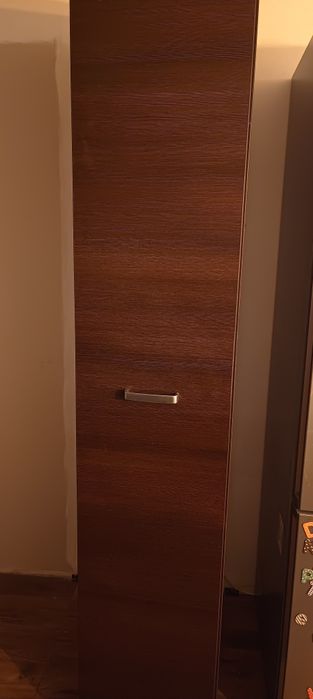 Słupek z koszami cargo