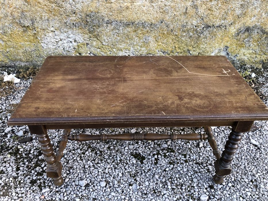 Mesa de centro em madeira