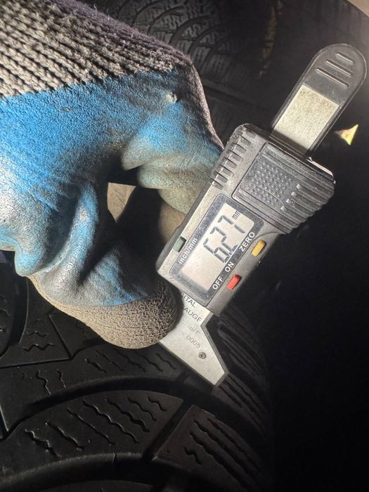 Nexen 205/55/16 комплект зимних шин