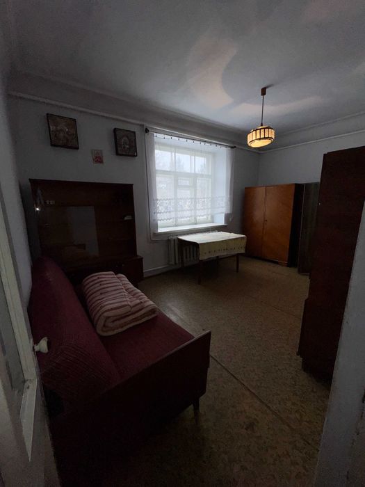 Продається 3 - кімнатна квартира с. Сахкамінь.