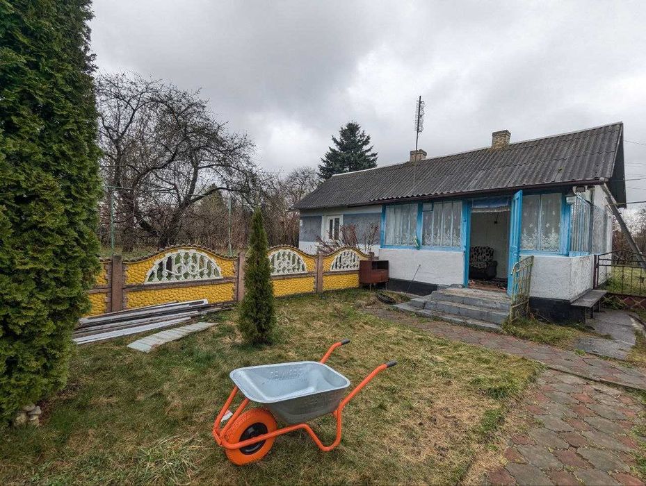 Продам будинок село Верхів (32 км до Рівного)