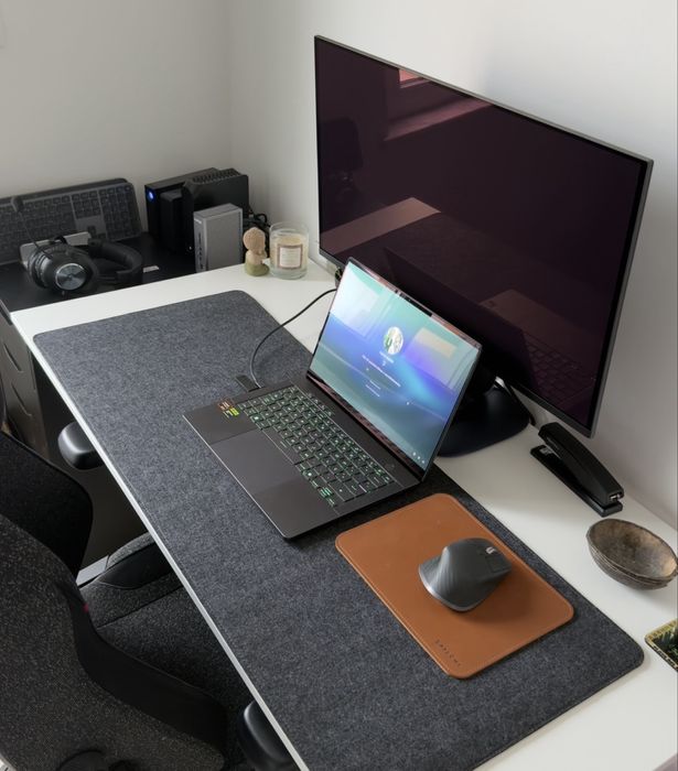 ASUS ROG Zephyrus G14 OLED RTX 5070