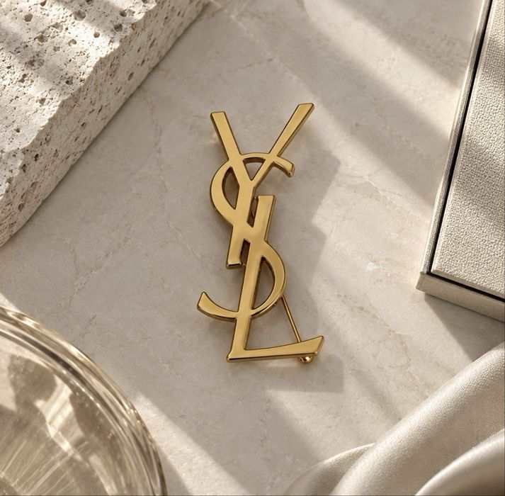 Broszka DUŻA litery YSL złota gładka