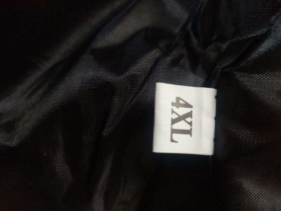 Продається нова куртка для собаки