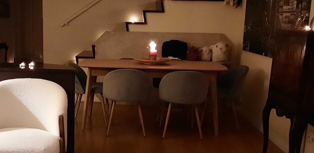 Mesa de jantar extensível em madeira de carvalho
