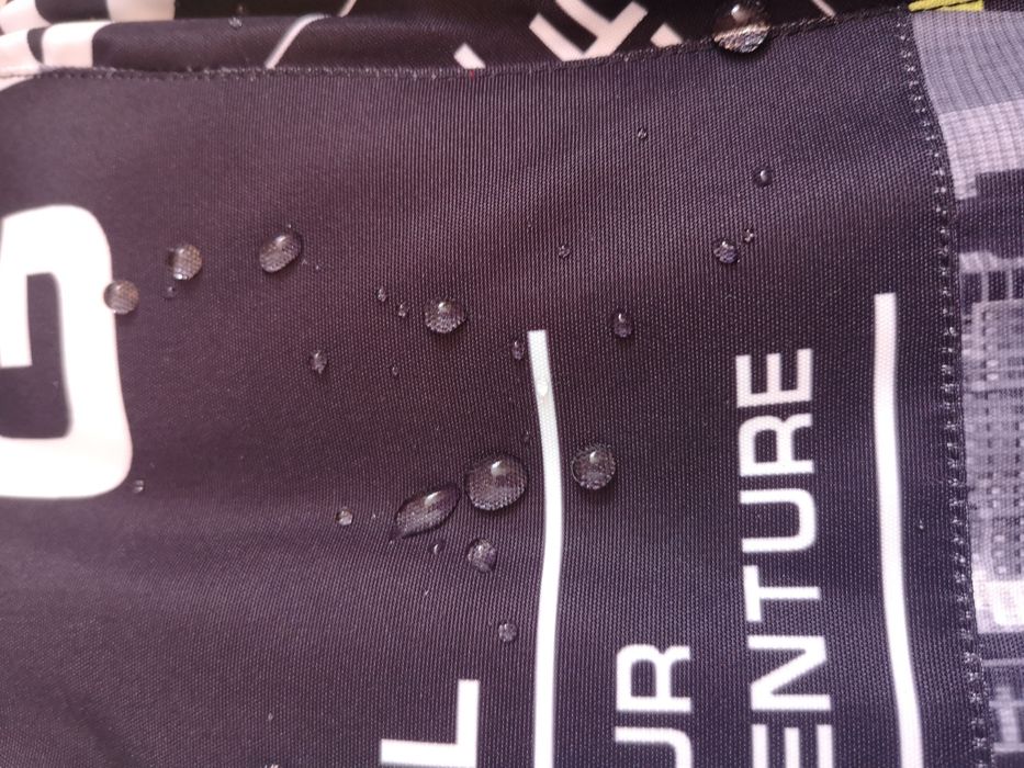 Розпродаж. Зимовий теплий мембранний комбінезон 116, 122