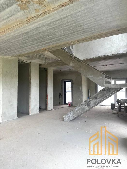 БЕЗ КОМІСІЇ Продаж просторого 4-кімнатного дуплексу, Сторожниця