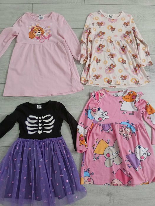 Sukienki dla dziewczynki rozmiar 110-116