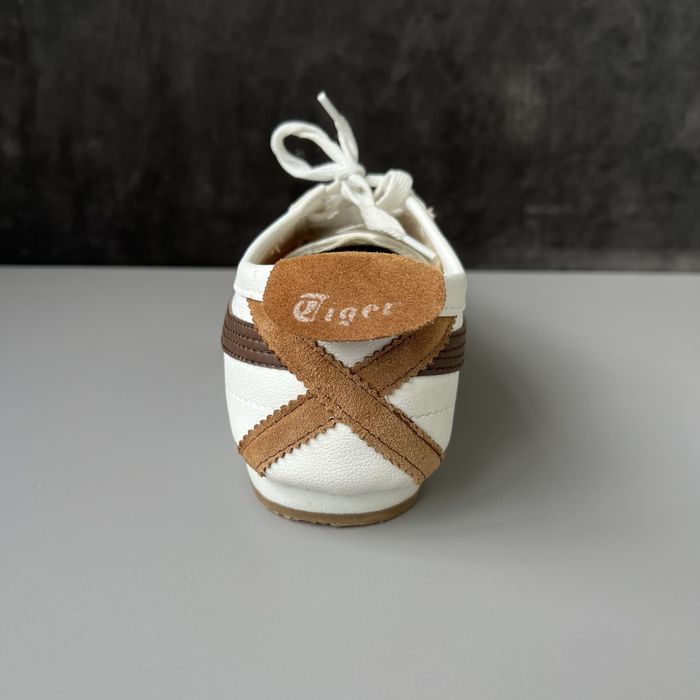 Кросівки Asics Onitsuka tiger ( size 44 ) Стан 8.5/10