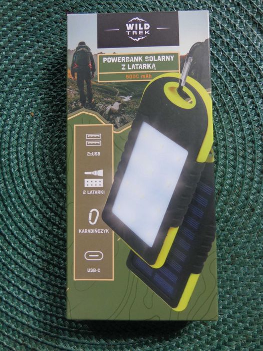 Powerbank solarny z latarką 5000 mAh - nieużywany