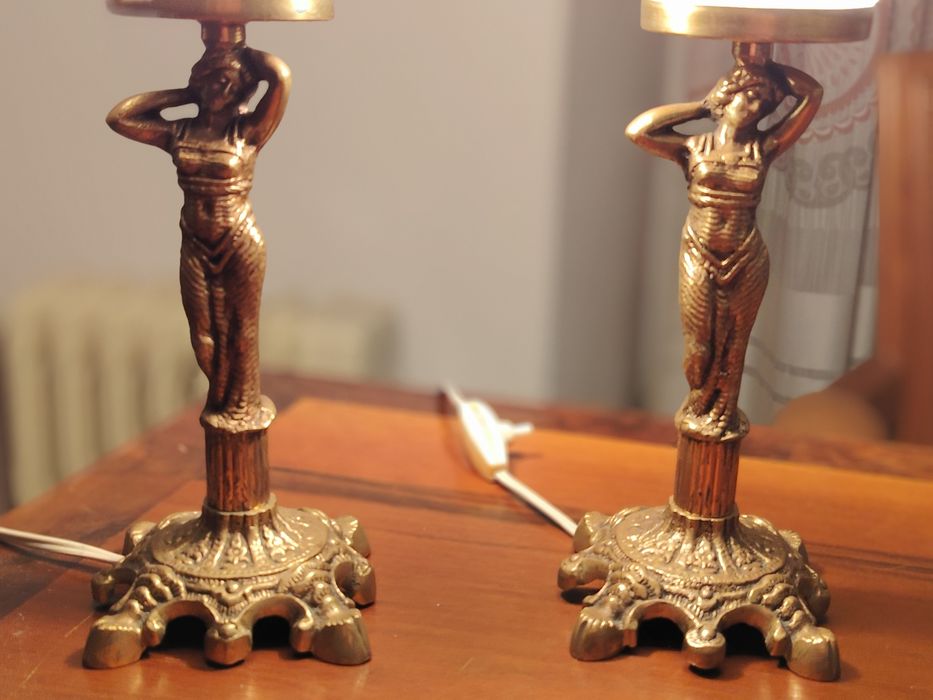 2 Candeeiros com Pé em Bronze e Abajour em Vidro Trabalhado
