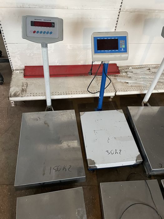 Весы напольные хорошее состояние