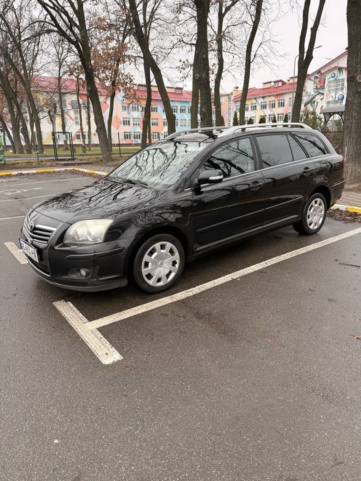 Toyota Avensis 2007 2.0 бензин
