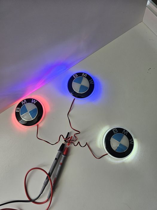 Emblema BMW LED 82mm – Ilumine com Estilo!