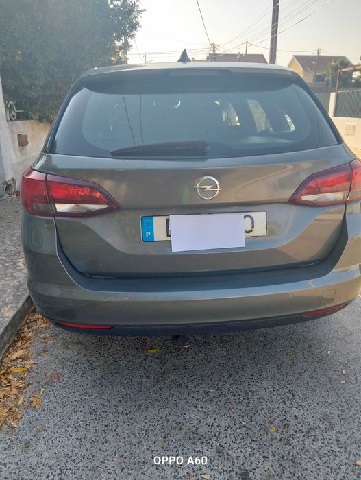 Opel Astra Sports Tourer+ 2017 | 7.750€ — Bonito, espaçoso e Turbo: é entrar e pegar a estrada!