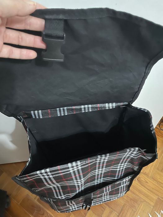 Carrinho de compras em ótimo estado