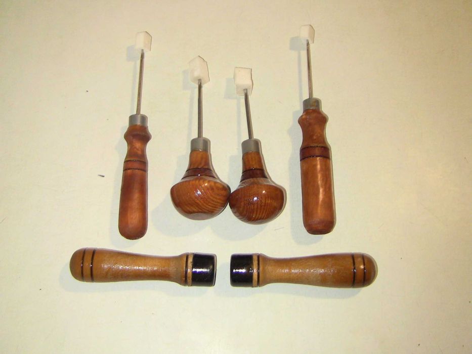 Шило с деревянной ручкой диаметром  3 и 5 мм