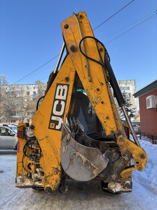 Екскаватор-навантажувач JCB 3CX ECO