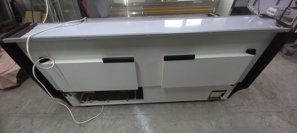 Холодильна вітрина, холодильник, морозилка, холодильна гірка, регал