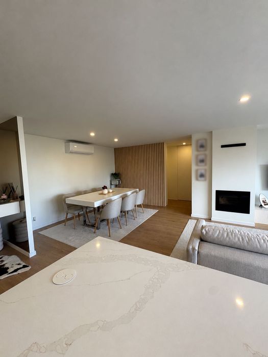 Apartamento T3 em Vila de Prado, €399.000