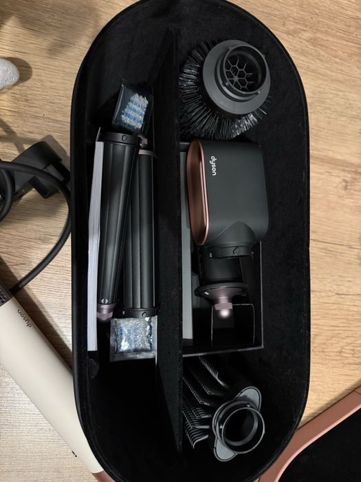 Dyson Airwrap i.D. HS08