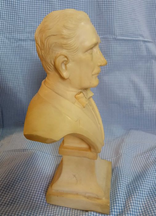 Busto Marfinite G. Puccini