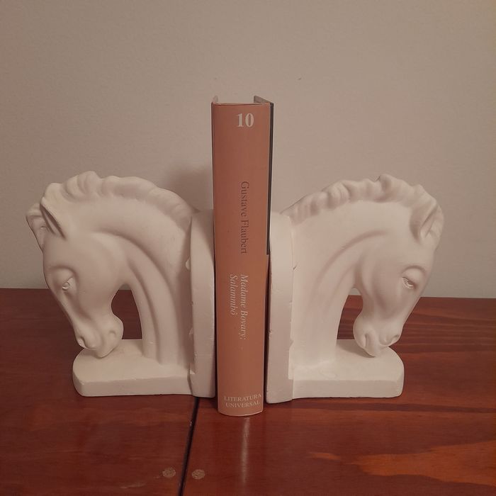 Cabeça de cavalo suporte para livros