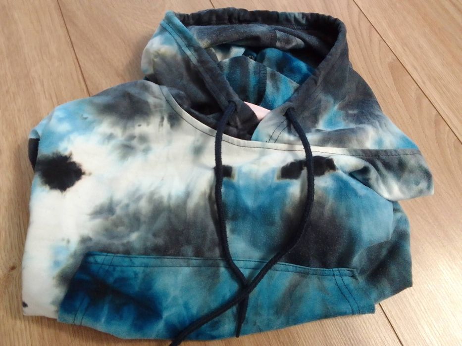 Bluza z kapturem crop top krótka S