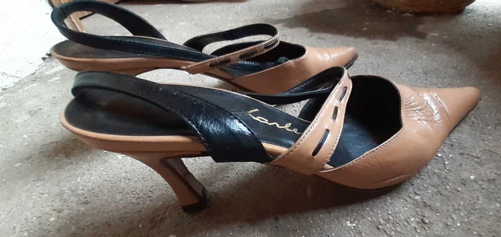 Conjunto mala e sapatos