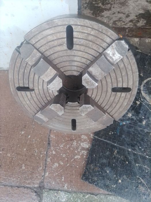 Продам Токарний Патрон 400