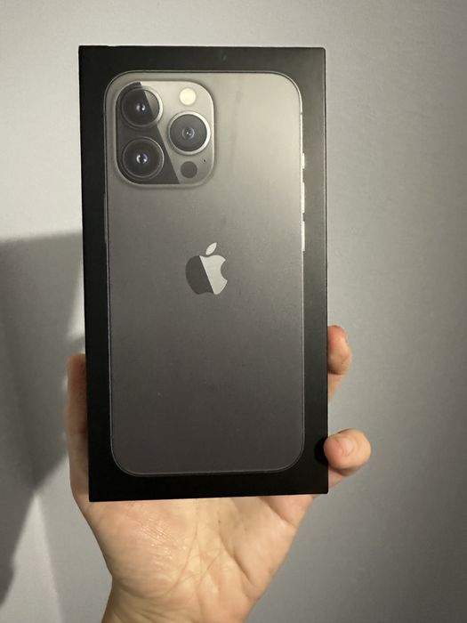 Pudelko do iphone 13 pro graphite