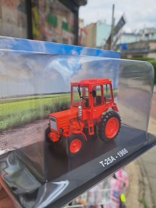 T-25A 1:43 Kultowe Traktory nr 36