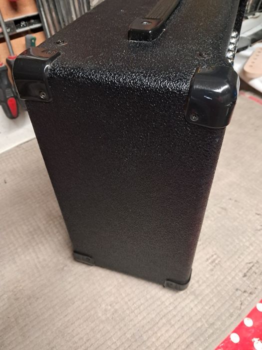 Amplificador de guitarra stagg CA 20R 20w