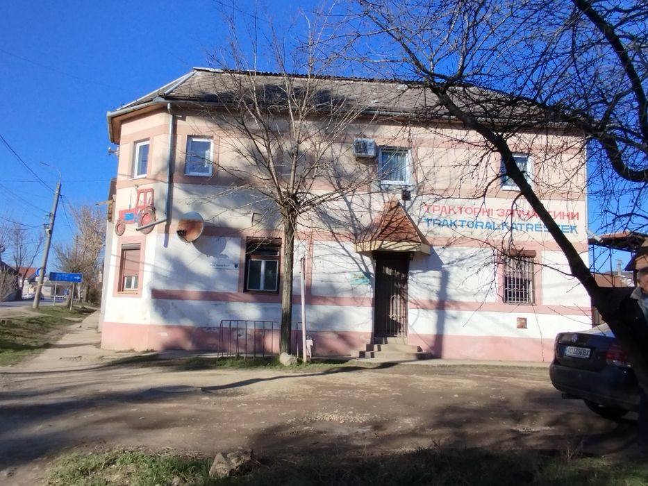 Продам квартиру +магазин Закарпатья Берегово