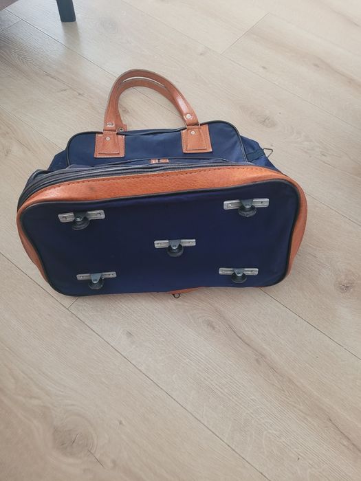 Torba podróżna na kółkach wym. Wys. 38 cm, szer. 45 cm, głęb. 19 cm