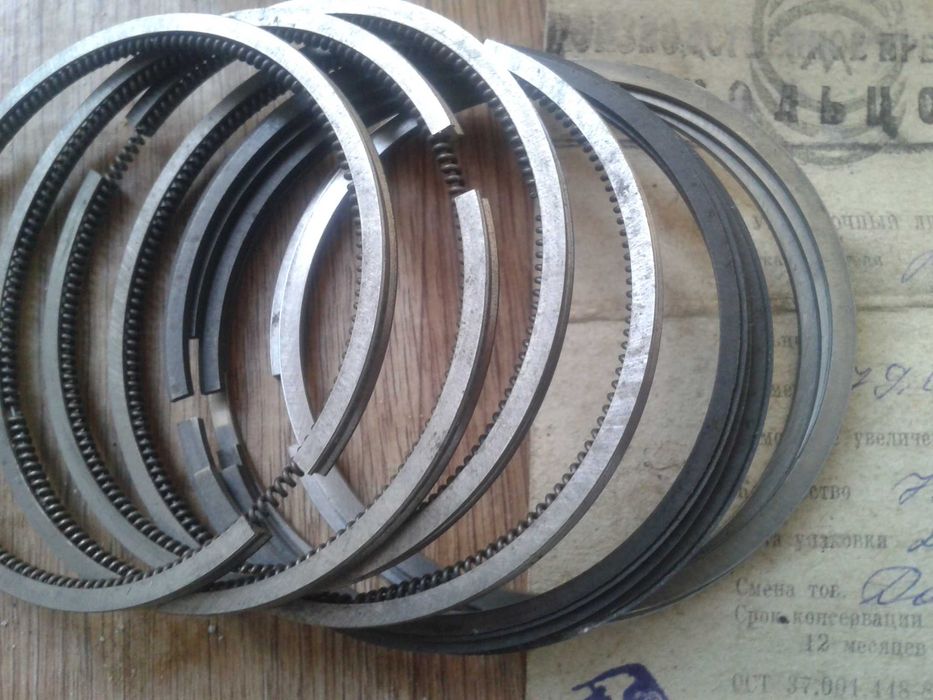 поршневые кольца на ваз .