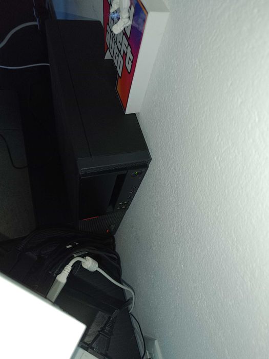 Dell Thinkcentre m720s i7 9700