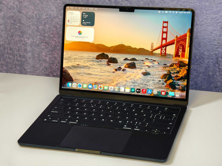 MacBook Air M2 8/256 GB — Midnight (*не працює камера)