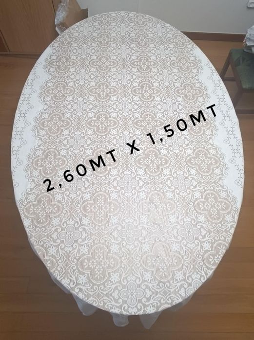 Toalha de Mesa rendada