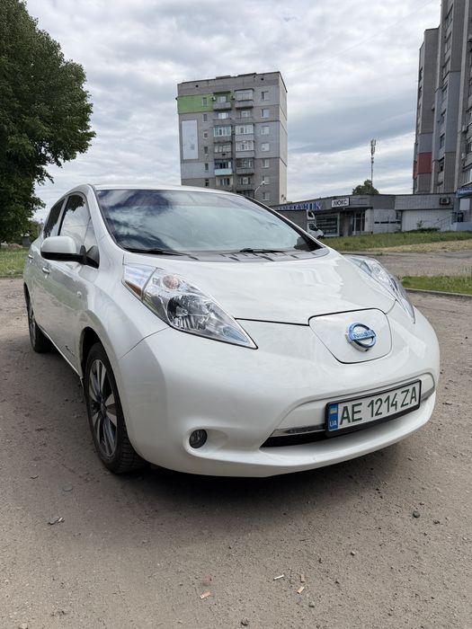 Nissan Leaf 2017 Bose