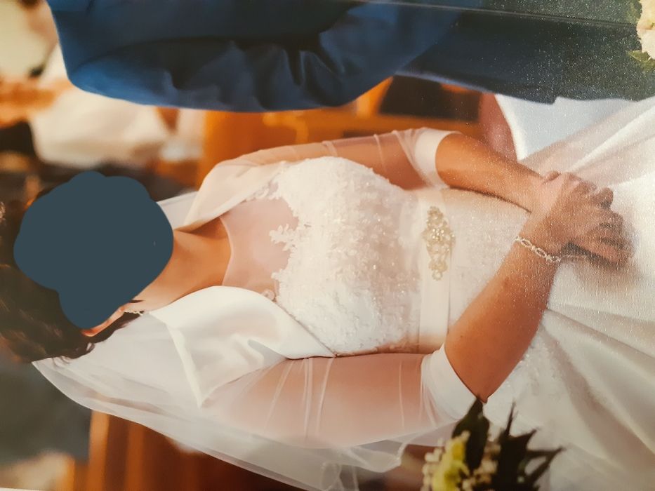 Suknia ślubna, klasyczna elegancja, koronka, litera A, stan idealny