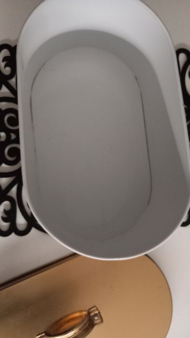 Caixa de pão em metal