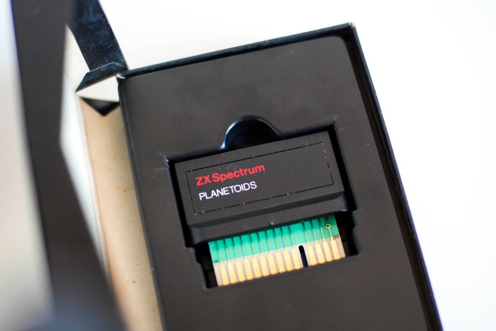 Gra na ZX Spectrum Planetoids cartridgene w pudełku