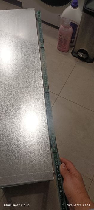 Vendo 2 unidades estante de alumínio, Nova