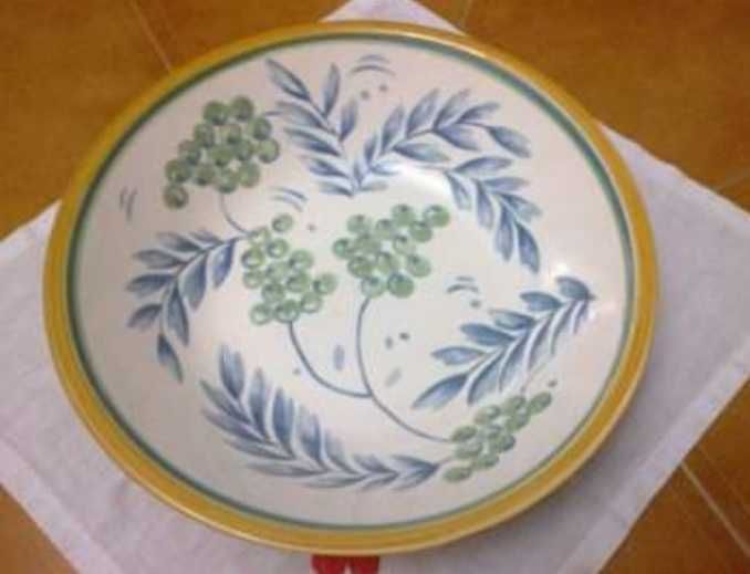 Pratos decorativos diversos