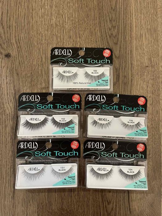 Накладні вії Ardell