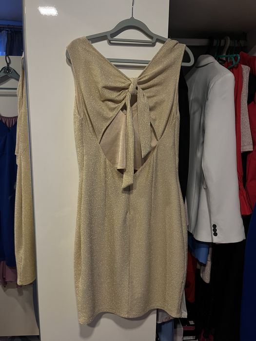 Сукні платья сукня нарядна вечірня дешева біла червона рожева міді